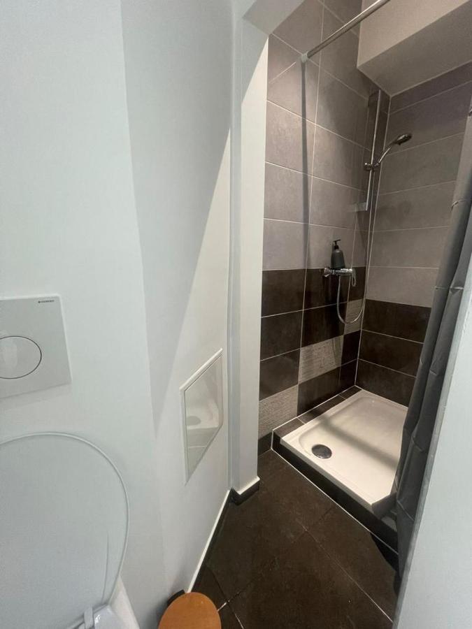 Schaerbeek Room 2 بروكسل المظهر الخارجي الصورة