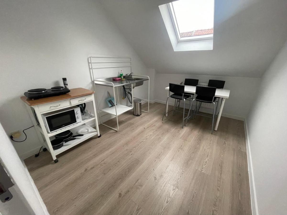 Schaerbeek Room 2 بروكسل المظهر الخارجي الصورة